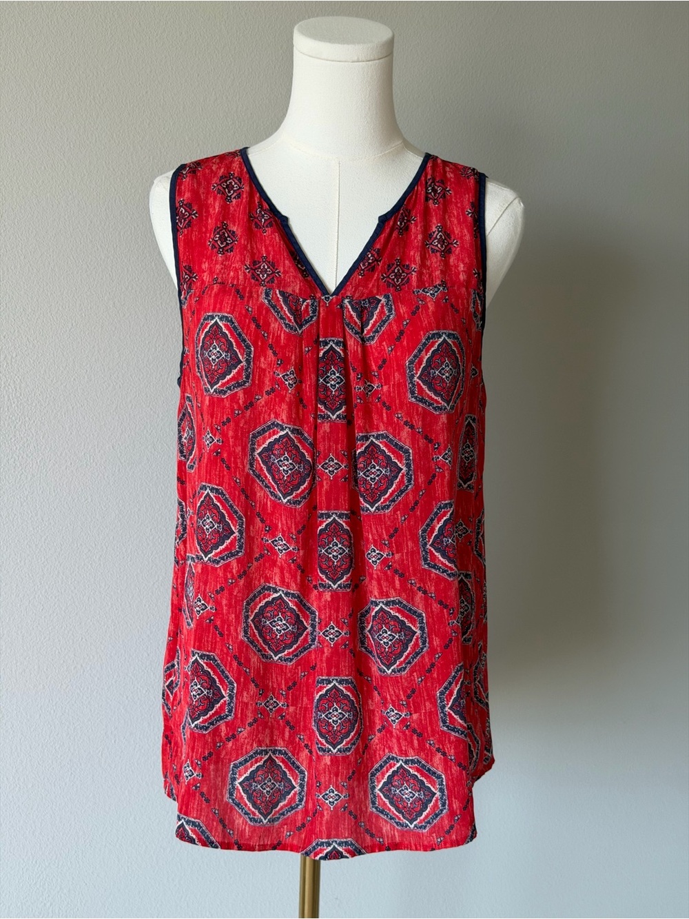 Lucky Brand Silk Boho Ethnic Medallion Print V-Neck Sleeveless Red Top - M